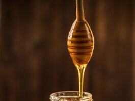 Unveiling the Unique Health Benefits of Honey