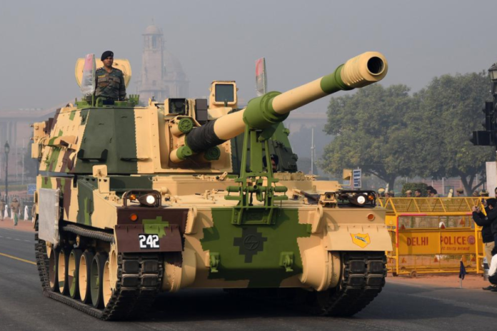 The K-9 Vajra light howitzer is intented to help the Indian Army combat the twin threat from China and Pakistan in the Himalayas