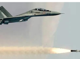 An Su-30MKI fighter aircraft of the Indian Air Force (IAF) firing a BrahMos missile